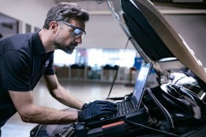 Saimaan liikkeemme hakee 2 mekaanikkoa vakituiseen työsuhteeseen! - Auto-Arita
